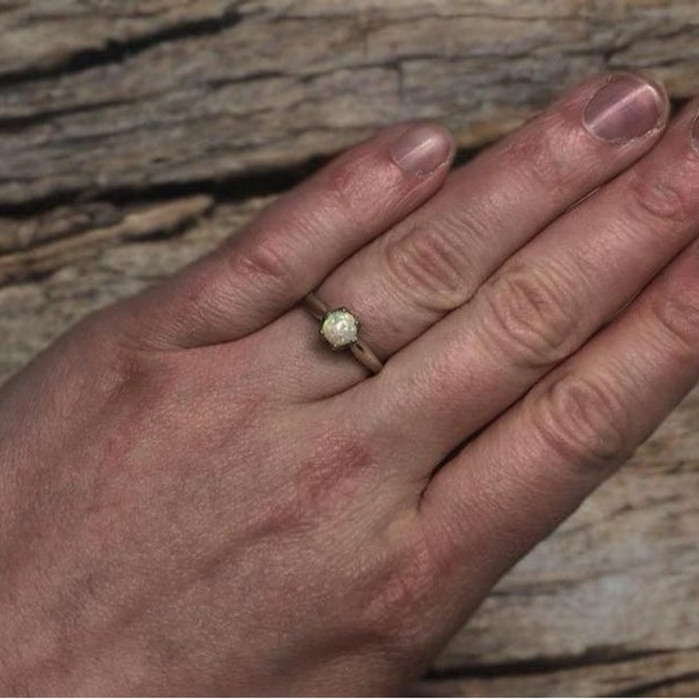 Silver opal ring - Picture 3 of 3